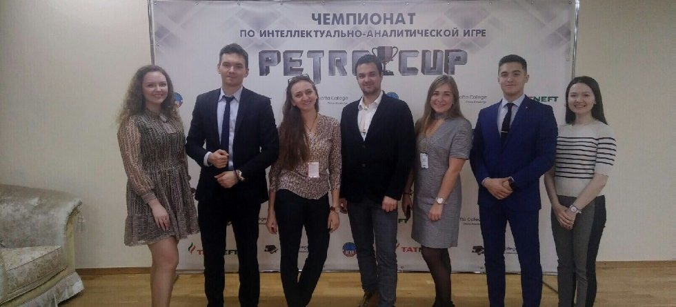 Команда ИГиНГТ заняла призовое место в интеллектуальном состязании "PetroCup-2019"